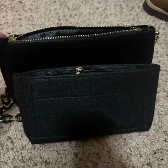 Gucci Beauty GWP Converted Pouch - Picture 7 of 13